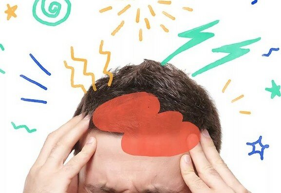 Слева лба в области брови болит голова