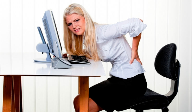 йога упражнения для спины от болей