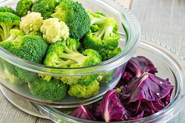 Угри на голове болят