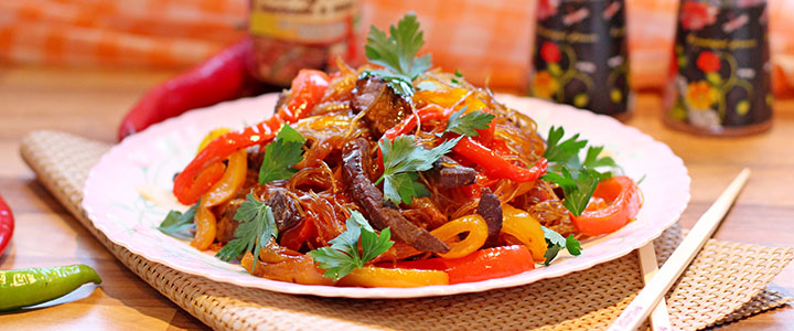 Фунчоза с говядиной и овощами Фунчоза с овощами и говядиной