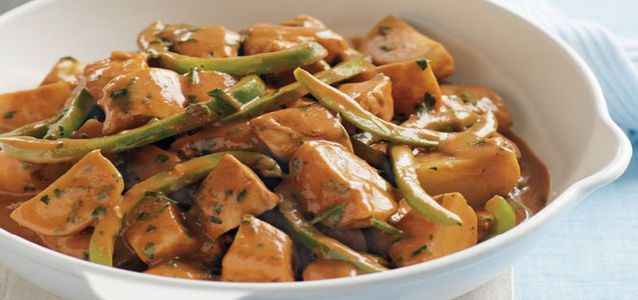 гуляш из курицы с томатной пастой гуляш из курицы в сметанном соусе